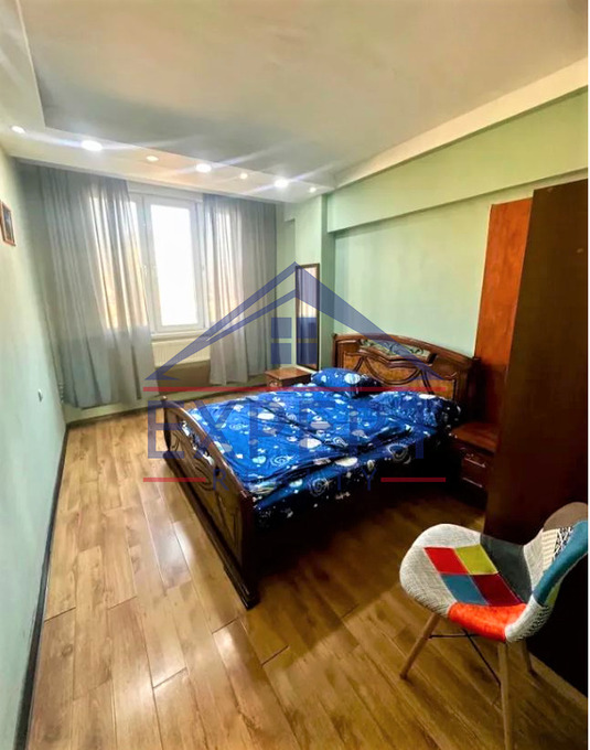 ԿԵՆՏՐՈՆ, ԱՄԻՐՅԱՆ ՓՈՂՈՑ, 2 ՍԵՆՅԱԿ