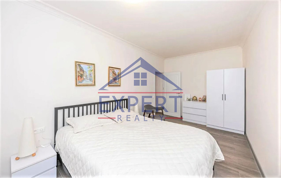 ԿԵՆՏՐՈՆ, ԴԵՐԵՆԻԿ ԴԵՄԻՐՃՅԱՆ, 3 ՍԵՆՅԱԿ