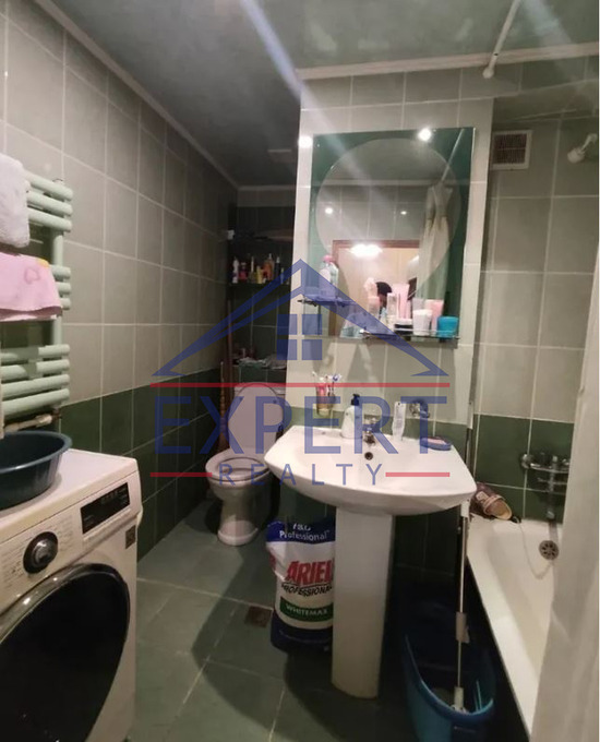 ԱՐԱԲԿԻՐ, ԿՈՄԻՏԱՍԻ ՊՈՂՈՏԱ, 3 ՍԵՆՅԱԿ