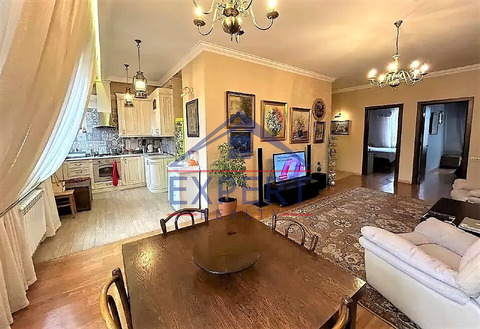 ԿԵՆՏՐՈՆ, ԲԱՅՐՈՆԻ ՓՈՂՈՑ, 3 ՍԵՆՅԱԿ