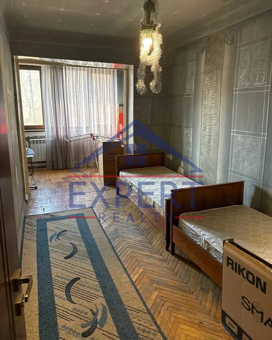 ԱՐԱԲԿԻՐ, ԳՐԻԲԱՅԵԴՈՎ, 3 ՍԵՆՅԱԿ