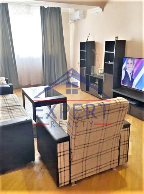 ԿԵՆՏՐՈՆ, ՄԱՇՏՈՑԻ ՊՈՂՈՏԱ, 3 ՍԵՆՅԱԿ