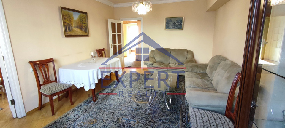 ԿԵՆՏՐՈՆ, ԱՄԻՐՅԱՆ Փ., 3 ՍԵՆՅԱԿ