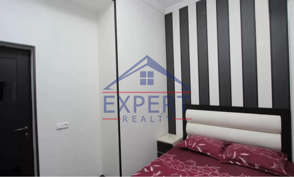 ԿԵՆՏՐՈՆ, ՏԻԳՐԱՆ ՄԵԾԻ ՊՈՂՈՏԱ, 2 ՍԵՆՅԱԿ