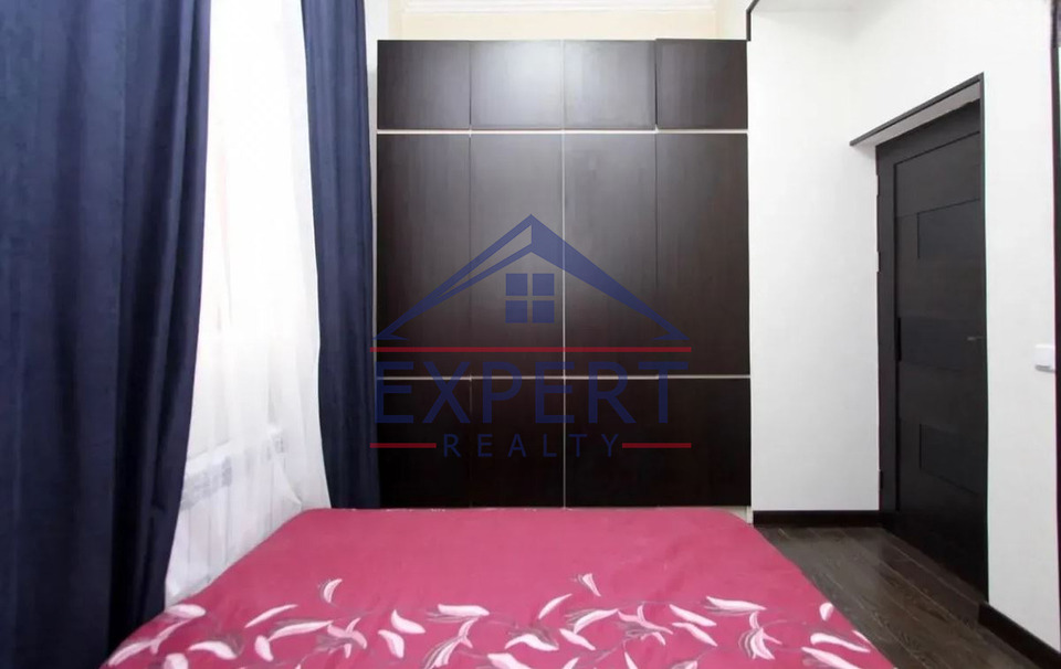 ԿԵՆՏՐՈՆ, ՏԻԳՐԱՆ ՄԵԾԻ ՊՈՂՈՏԱ, 2 ՍԵՆՅԱԿ