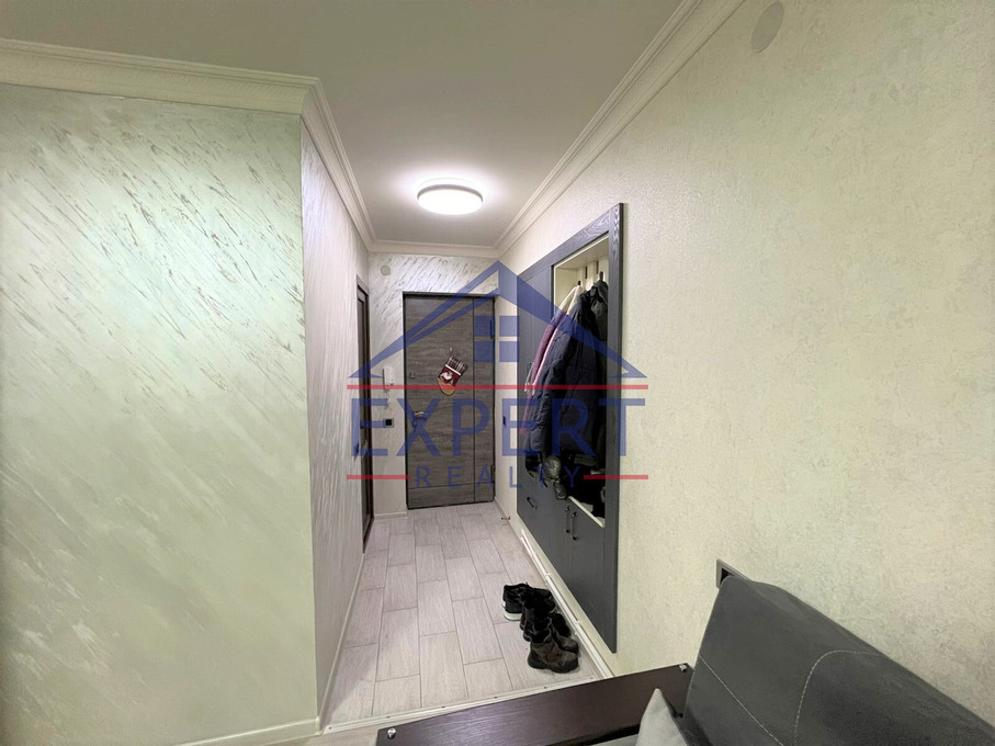 ԿԵՆՏՐՈՆ, ՏԻԳՐԱՆ ՄԵԾԻ ՊՈՂՈՏԱ, 2 ՍԵՆՅԱԿ