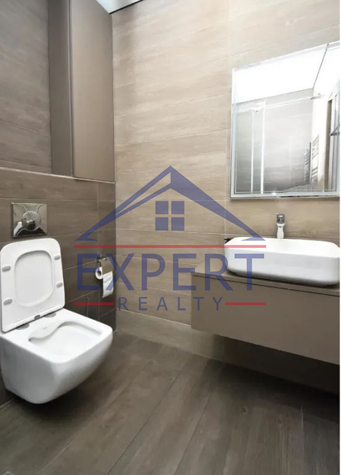 ԿԵՆՏՐՈՆ, ՌՈՍՏՈՄԻ Փ., 3 ՍԵՆՅԱԿ