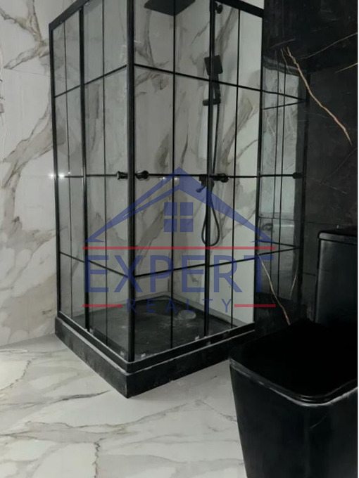 ԱՐԱԲԿԻՐ, ԿՈՄԻՏԱՍԻ ՊՈՂՈՏԱ, 3 ՍԵՆՅԱԿ