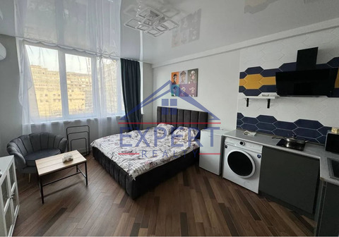 ԿԵՆՏՐՈՆ, Ե.ՔՈՉԱՐ Փ., 1 ՍԵՆՅԱԿ