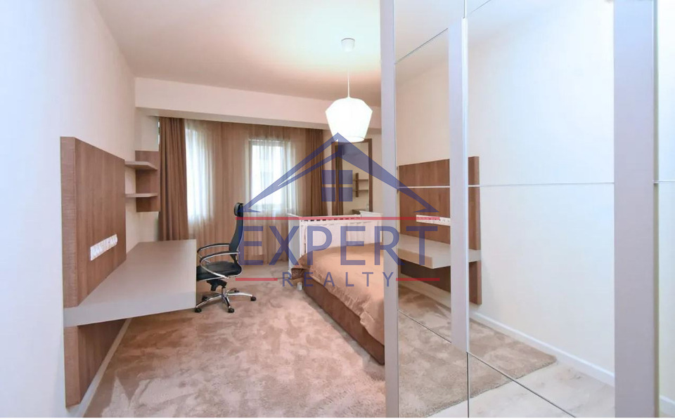 ԿԵՆՏՐՈՆ, ՎԵՐԻՆ ԱՆՏԱՌԱՅԻՆ ՓՈՂՈՑ, 4 ՍԵՆՅԱԿ