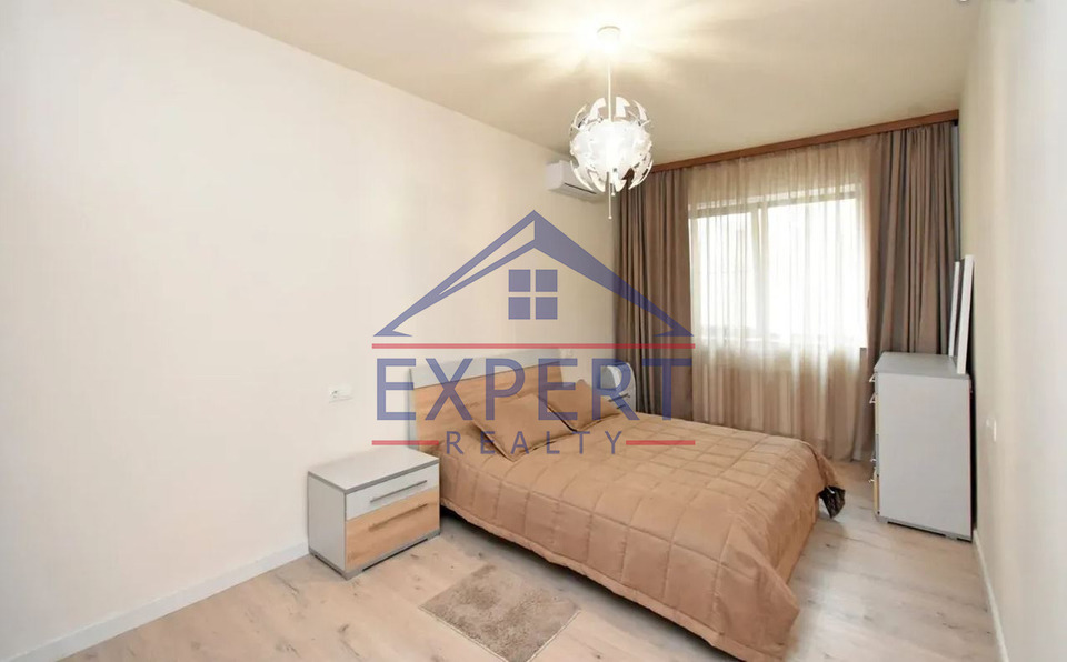 ԿԵՆՏՐՈՆ, ՎԵՐԻՆ ԱՆՏԱՌԱՅԻՆ ՓՈՂՈՑ, 4 ՍԵՆՅԱԿ