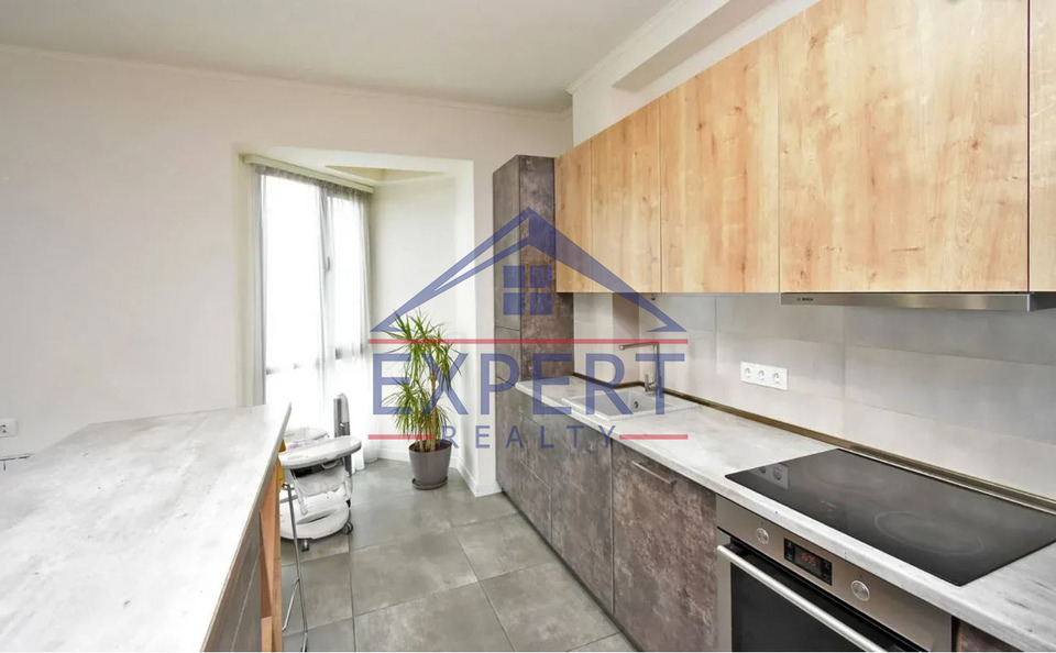 ԿԵՆՏՐՈՆ, ՎԵՐԻՆ ԱՆՏԱՌԱՅԻՆ ՓՈՂՈՑ, 4 ՍԵՆՅԱԿ