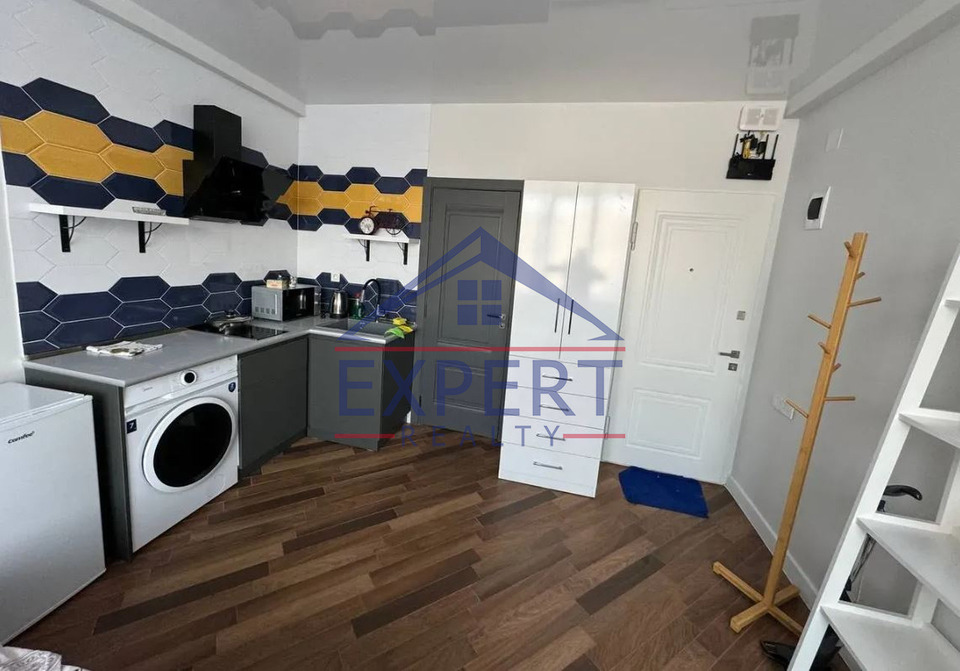 ԿԵՆՏՐՈՆ, Ե.ՔՈՉԱՐ ՓՈՂՈՑ, 1 ՍԵՆՅԱԿ