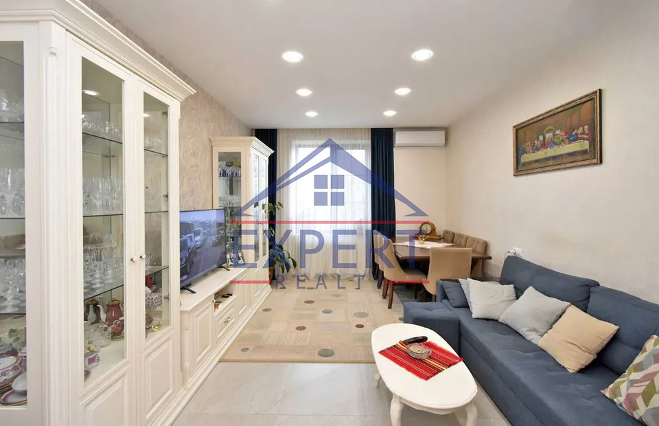 ԱՐԱԲԿԻՐ, ԿՈՄԻՏԱՍԻ ՊՈՂՈՏԱ, 3 ՍԵՆՅԱԿ