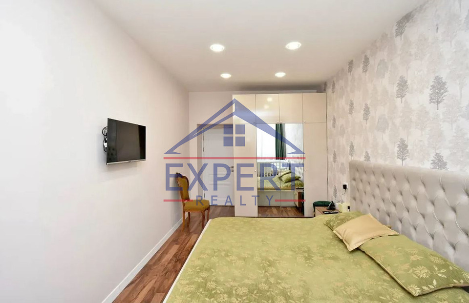 ԱՐԱԲԿԻՐ, ԿՈՄԻՏԱՍԻ ՊՈՂՈՏԱ, 3 ՍԵՆՅԱԿ