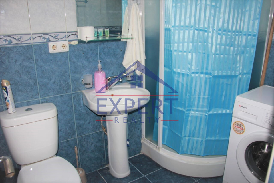 ԿԵՆՏՐՈՆ, ԱՐԳԻՇՏԻ ՓՈՂՈՑ, 1 ՍԵՆՅԱԿ