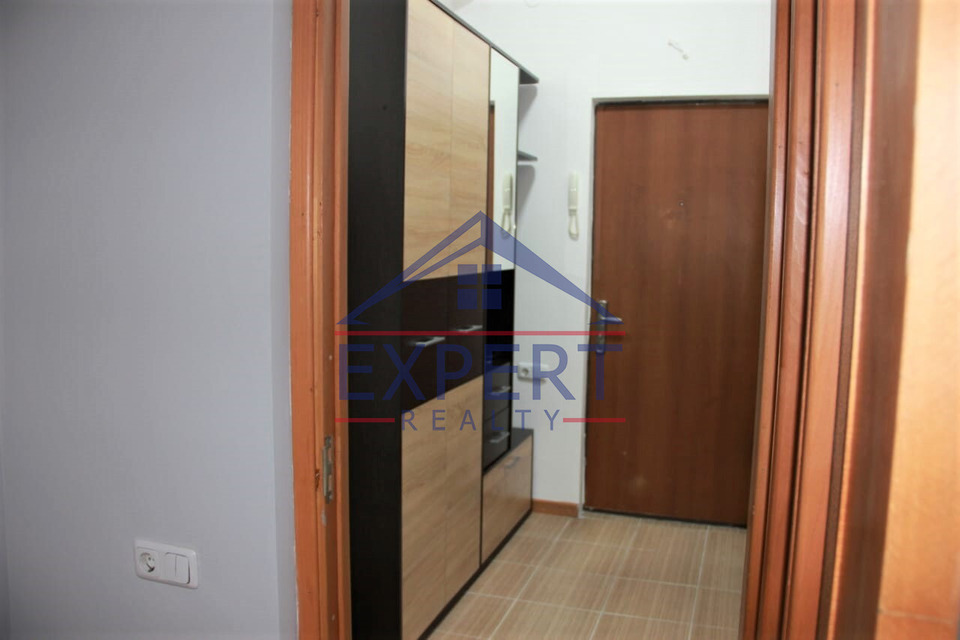 ԿԵՆՏՐՈՆ, ԱՐԳԻՇՏԻ ՓՈՂՈՑ, 1 ՍԵՆՅԱԿ