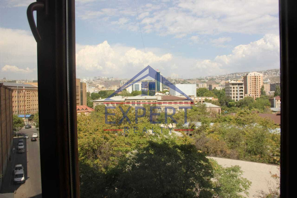 ԿԵՆՏՐՈՆ, ԱՐԳԻՇՏԻ ՓՈՂՈՑ, 1 ՍԵՆՅԱԿ