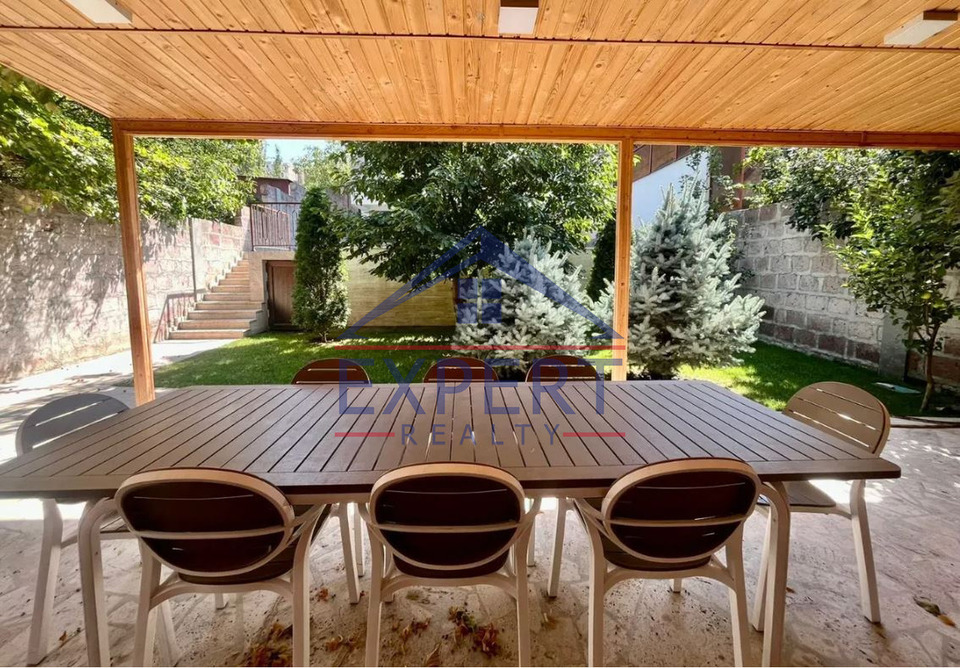 ԱՐԱԲԿԻՐ, ՆԱԻՐԻ ԶԱՐՅԱՆ ՓՈՂՈՑ, 5 ՍԵՆՅԱԿ