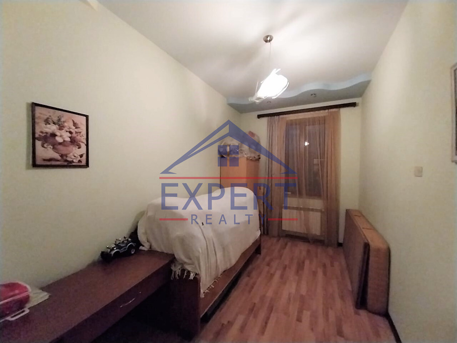 ԱՐԱԲԿԻՐ, ԵՐԶՆԿՅԱՆ ՓՈՂՈՑ, 1 ՀԱՐԿԱՆԻ ՔԱՐԵ ՏՈՒՆ