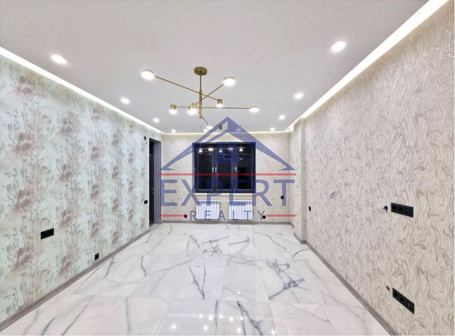 ԿԵՆՏՐՈՆ, ՄՈՆԹԵ ՄԵԼՔՈՆՅԱՆ ՓՈՂՈՑ, 5 ՍԵՆՅԱԿ