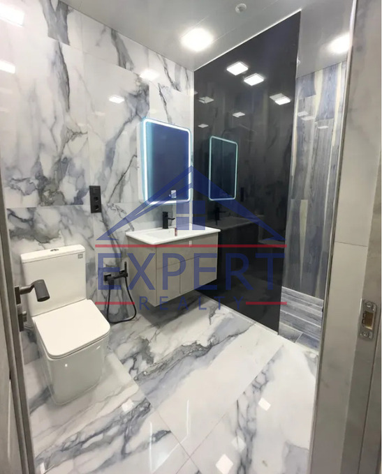 ԿԵՆՏՐՈՆ, ՄՈՆԹԵ ՄԵԼՔՈՆՅԱՆ ՓՈՂՈՑ, 5 ՍԵՆՅԱԿ