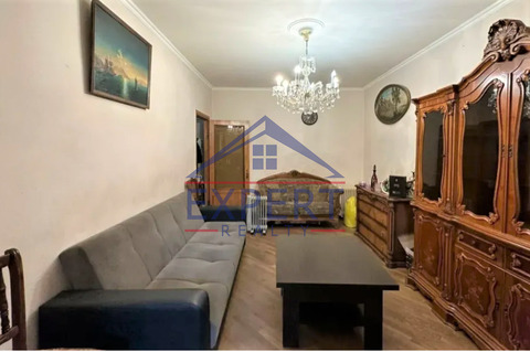 ԱՐԱԲԿԻՐ, ԳՅՈՒԼԲԵՆԿՅԱՆ ՓՈՂՈՑ, 1 ՍԵՆՅԱԿ