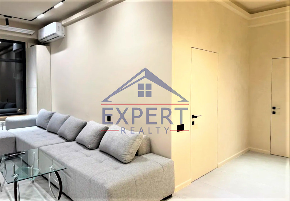 ԿԵՆՏՐՈՆ, ՆԱԼԲԱՆԴՅԱՆ ՓՈՂՈՑ, 4 ՍԵՆՅԱԿ