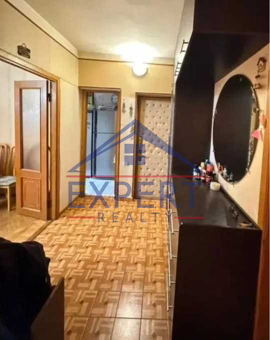 ԱՋԱՓՆՅԱԿ, ԱՌՆՈ ԲԱԲԱՋԱՆՅԱՆ, 3 ՍԵՆՅԱԿ