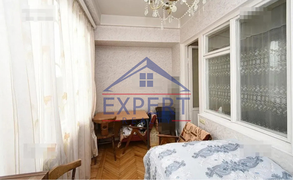 ՔԱՆԱՔԵՌ-ԶԵՅԹՈՒՆ,Ա․ ԱՀԱՐՈՆՅԱՆ ՓՈՂՈՑ, 3 ՍԵՆՅԱԿ