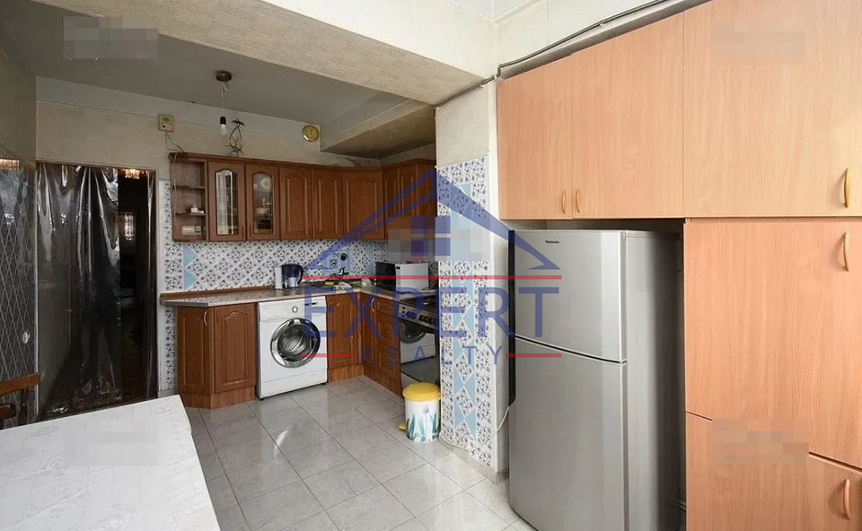 ՔԱՆԱՔԵՌ-ԶԵՅԹՈՒՆ,Ա․ ԱՀԱՐՈՆՅԱՆ ՓՈՂՈՑ, 3 ՍԵՆՅԱԿ