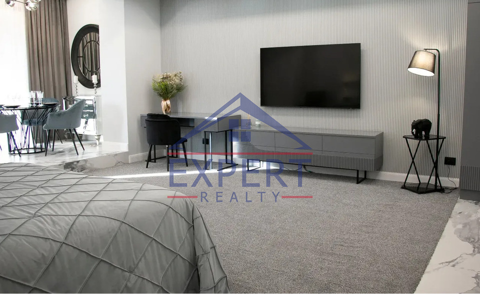 ԿԵՆՏՐՈՆ, ԵԿՄԱԼՅԱՆ  ՓՈՂՈՑ , 1 ՍԵՆՅԱԿ