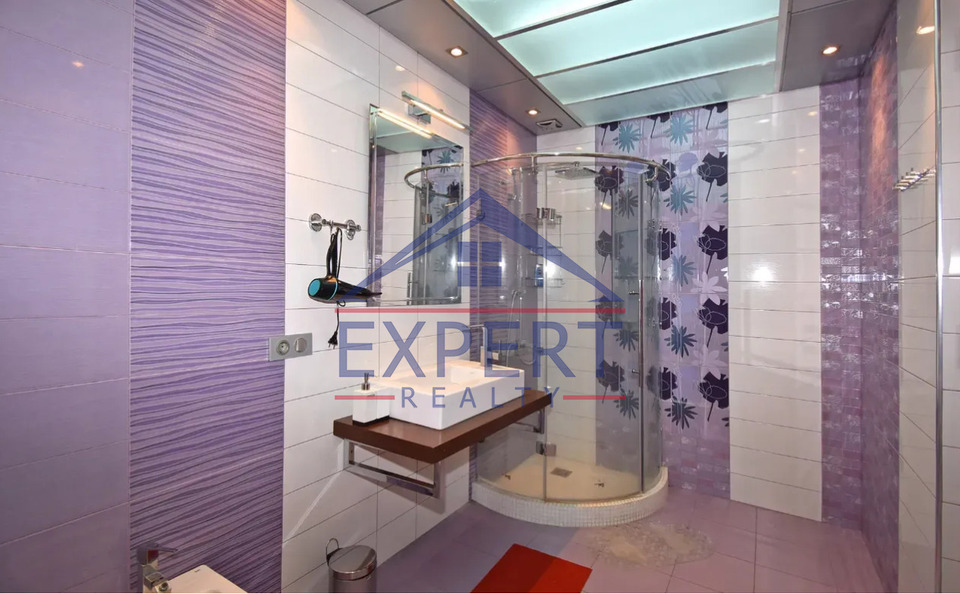 ԿԵՆՏՐՈՆ,ՀՅՈՒՍԻՍԱՅԻՆ ՊՈՂՈՏԱ, 3 ՍԵՆՅԱԿ