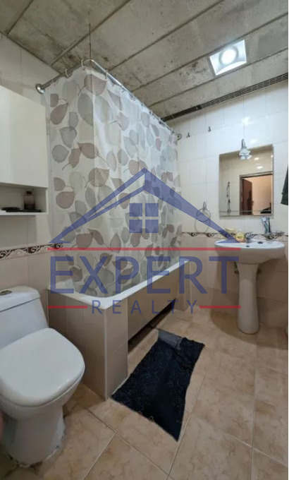 ՔԱՆԱՔԵՌ ԶԵՅԹՈՒՆ, Ա.ԱՀԱՐՈՆՅԱՆԻ ՓՈՂՈՑ, 3 ՍԵՆՅԱԿ