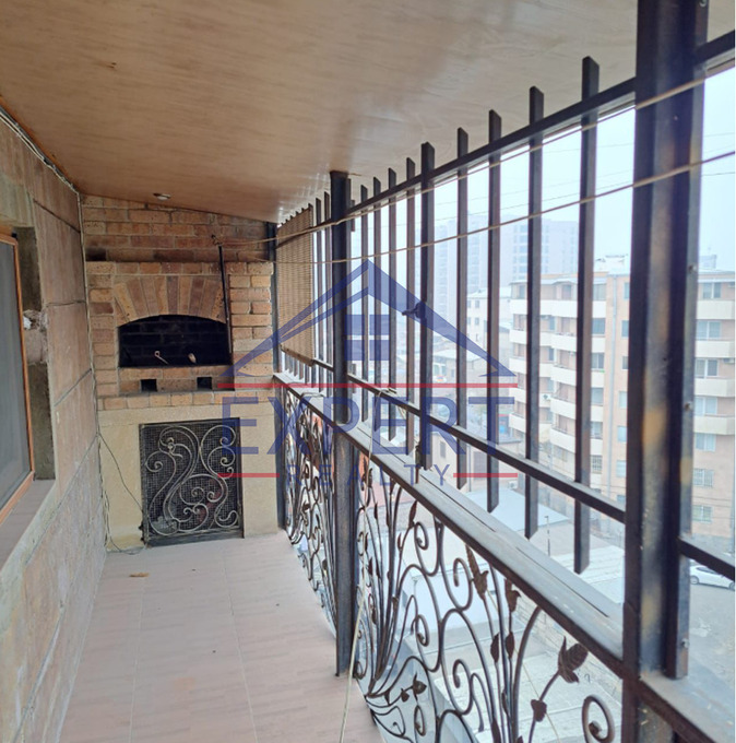 ԿԵՆՏՐՈՆ, ՍԱՐՅԱՆ ՓՈՂՈՑ, 5 ՍԵՆՅԱԿ