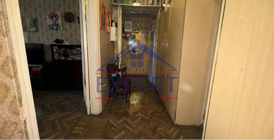 ԿԵՆՏՐՈՆ, ԴԵՐԵՆԻԿ ԴԵՄԻՐՃՅԱՆ  3 ՍԵՆՅԱԿ