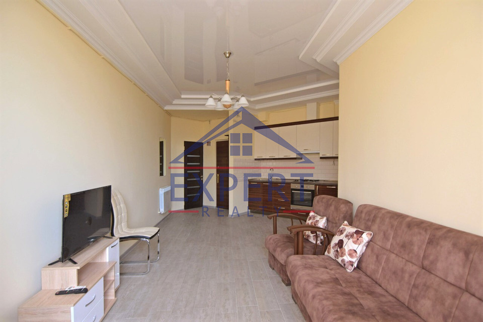 ԿԵՆՏՐՈՆ, ՆԱԼԲԱՆԴՅԱՆ ՓՈՂՈՑ, 2 ՍԵՆՅԱԿ