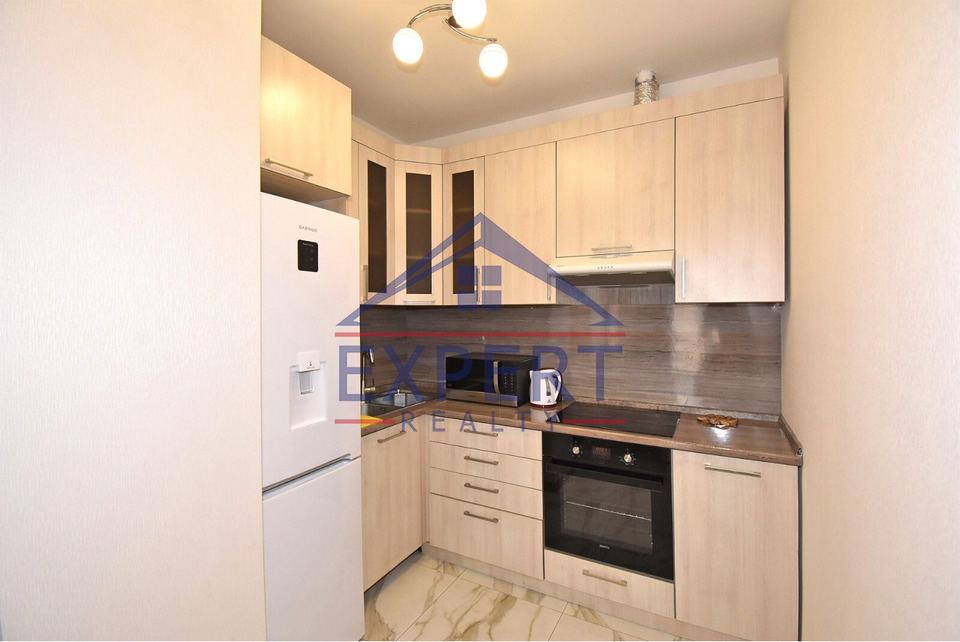 ԿԵՆՏՐՈՆ, Փ․ ԲՈՒԶԱՆԴԻ ՓՈՂՈՑ, 2 ՍԵՆՅԱԿ