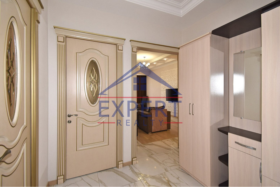 ԿԵՆՏՐՈՆ, Փ․ ԲՈՒԶԱՆԴԻ ՓՈՂՈՑ, 2 ՍԵՆՅԱԿ