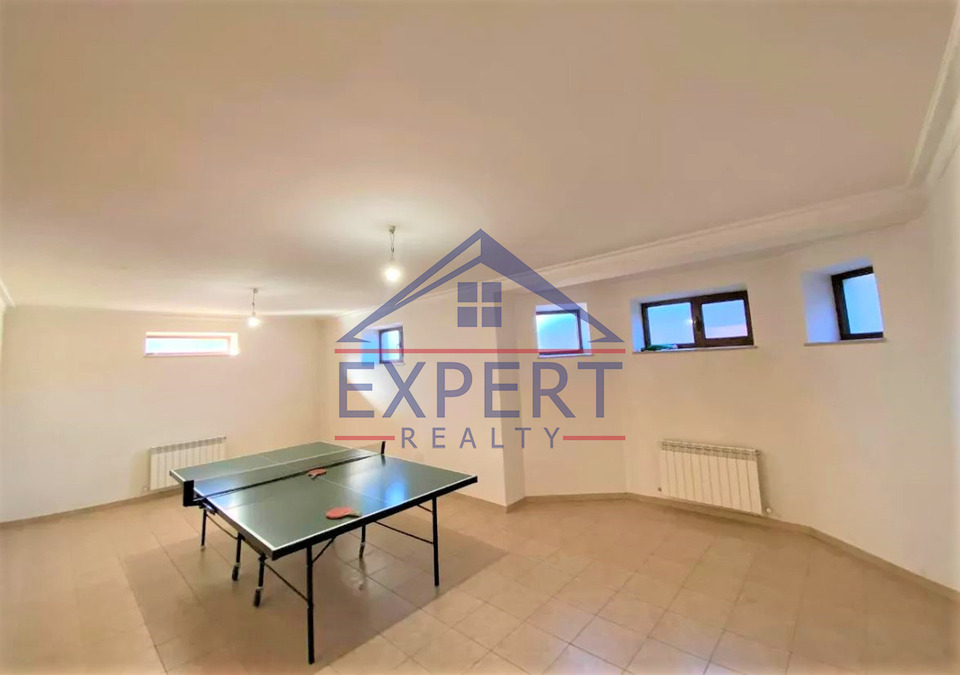 ՆՈՐՔ ՄԱՐԱՇ,ՆՈՐՔԻ ԱՅԳԻՆԵՐ  8 ՍԵՆՅԱԿ