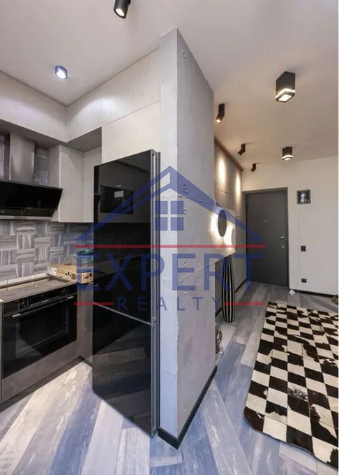 ԱՐԱԲԿԻՐ, ԱԶԱՏՈՒԹՅԱՆ ՊՈՂՈՏԱ, 1 ՍԵՆՅԱԿ