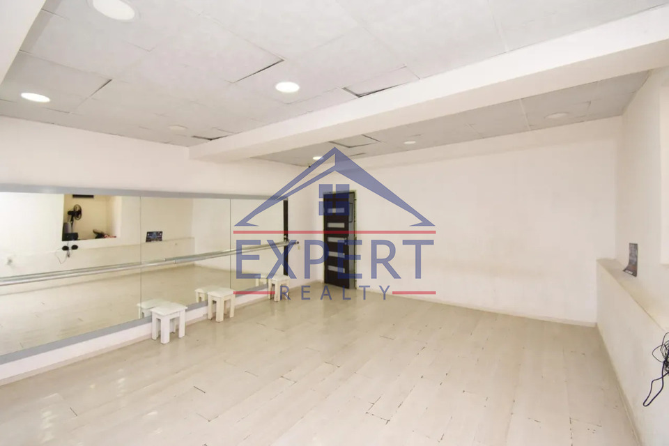 ԿԵՆՏՐՈՆ, ՏԻԳՐԱՆ ՄԵԾԻ ՊՈՂՈՏԱ, 250 Ք․Մ