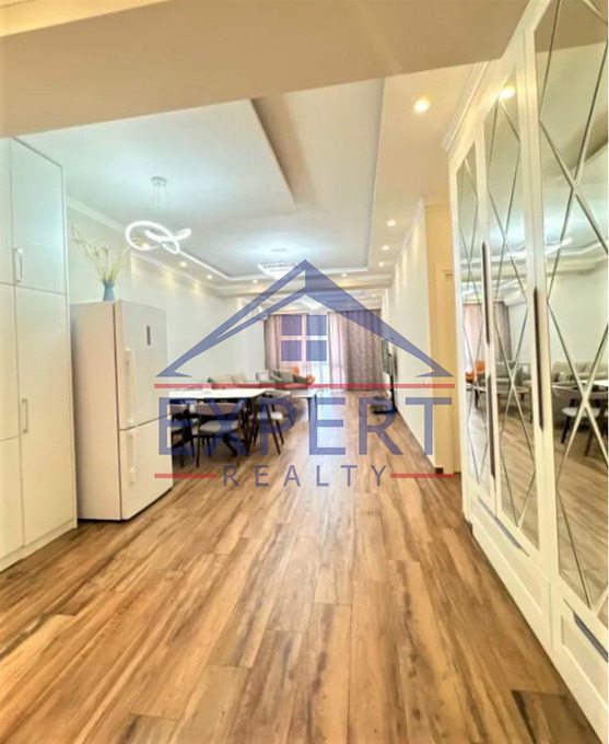 ԿԵՆՏՐՈՆ, ԵԶՆԻԿ ԿՈՂԲԱՑԻ ՓՈՂՈՑ, 3 ՍԵՆՅԱԿ