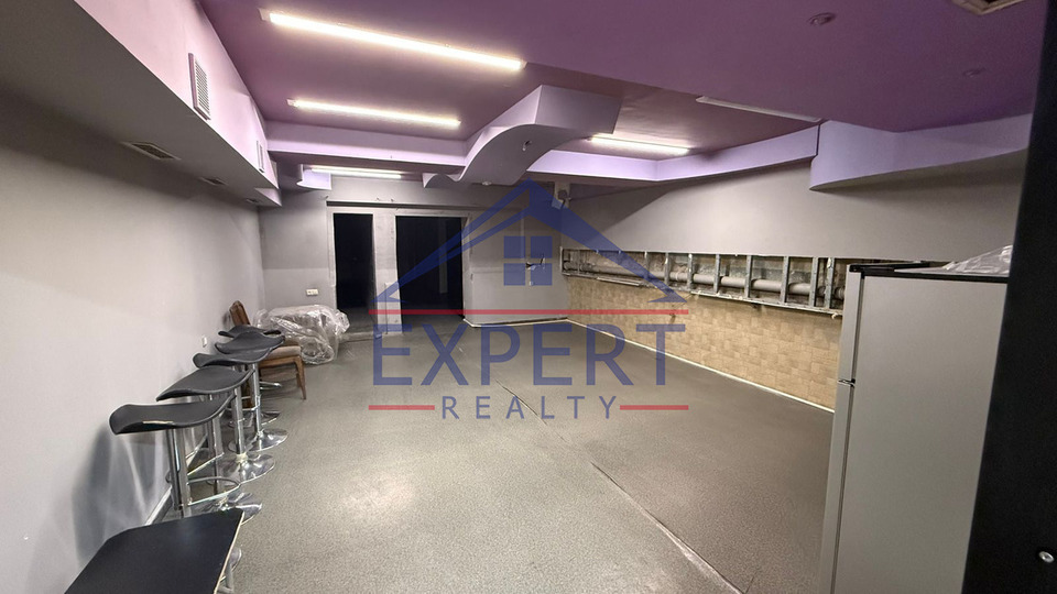 ԿԵՆՏՐՈՆ, ԵՐՎԱՆԴ ՔՈՉԱՐԻ ՓՈՂՈՑ, 250 ՔՄ