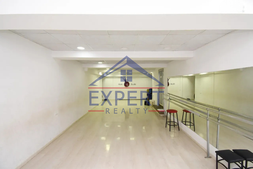 ԿԵՆՏՐՈՆ, ՏԻԳՐԱՆ ՄԵԾԻ ՊՈՂՈՏԱ, 250 Ք․Մ