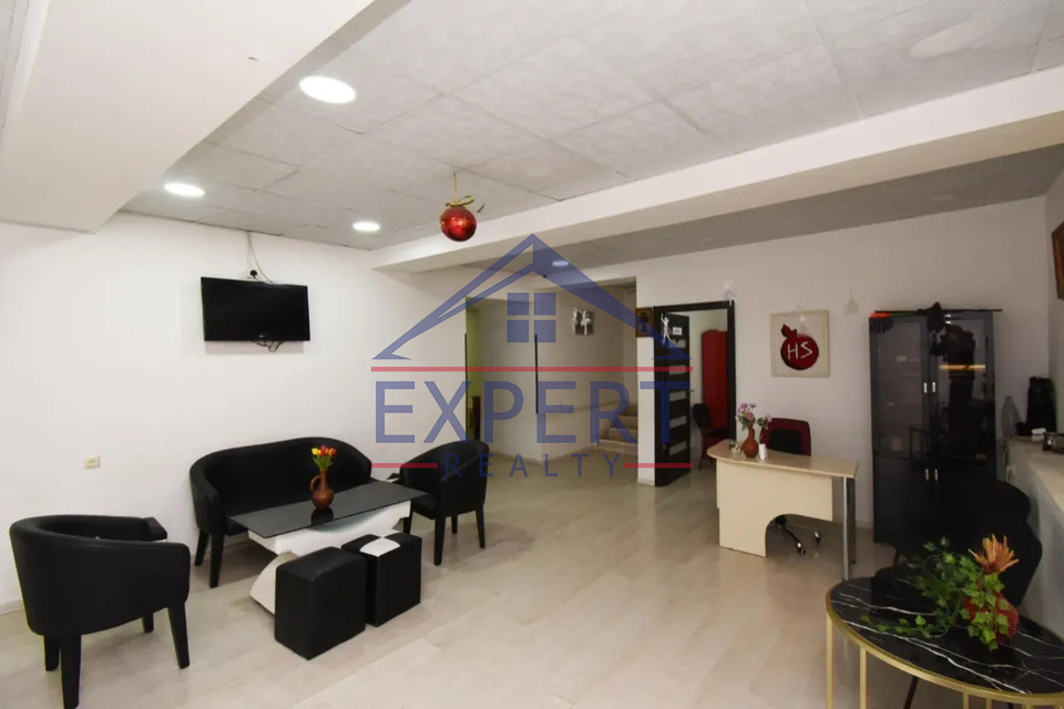 ԿԵՆՏՐՈՆ, ՏԻԳՐԱՆ ՄԵԾԻ ՊՈՂՈՏԱ, 250 Ք․Մ