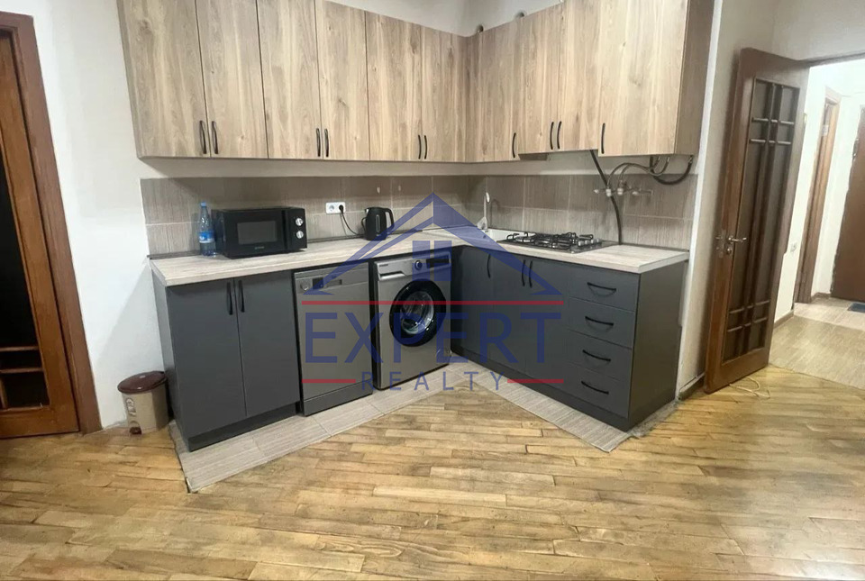 ԿԵՆՏՐՈՆ, ԱՐԳԻՇՏԻ ՓՈՂՈՑ, 2  ՍԵՆՅԱԿ