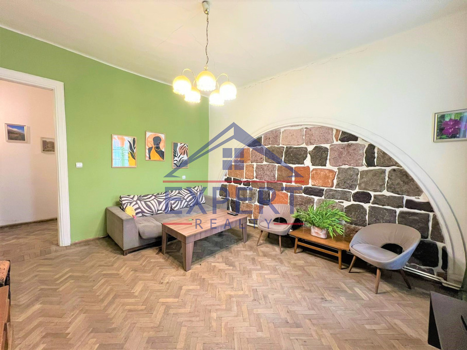 ԿԵՆՏՐՈՆ, ԱՄԻՐՅԱՆ, 3 ՍԵՆՅԱԿ