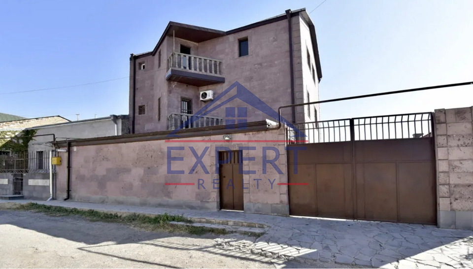 ԿԵՆՏՐՈՆ, ԻՍԱԿՈՎԻ ՊՈՂՈՏԱ, 6 ՍԵՆՅԱԿ