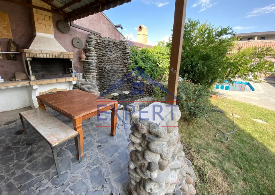ԿԵՆՏՐՈՆ, ԻՍԱԿՈՎԻ ՊՈՂՈՏԱ, 6 ՍԵՆՅԱԿ
